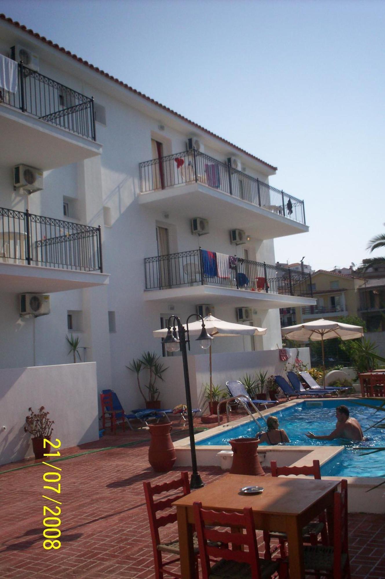 Hotel Marlton İskados Dış mekan fotoğraf