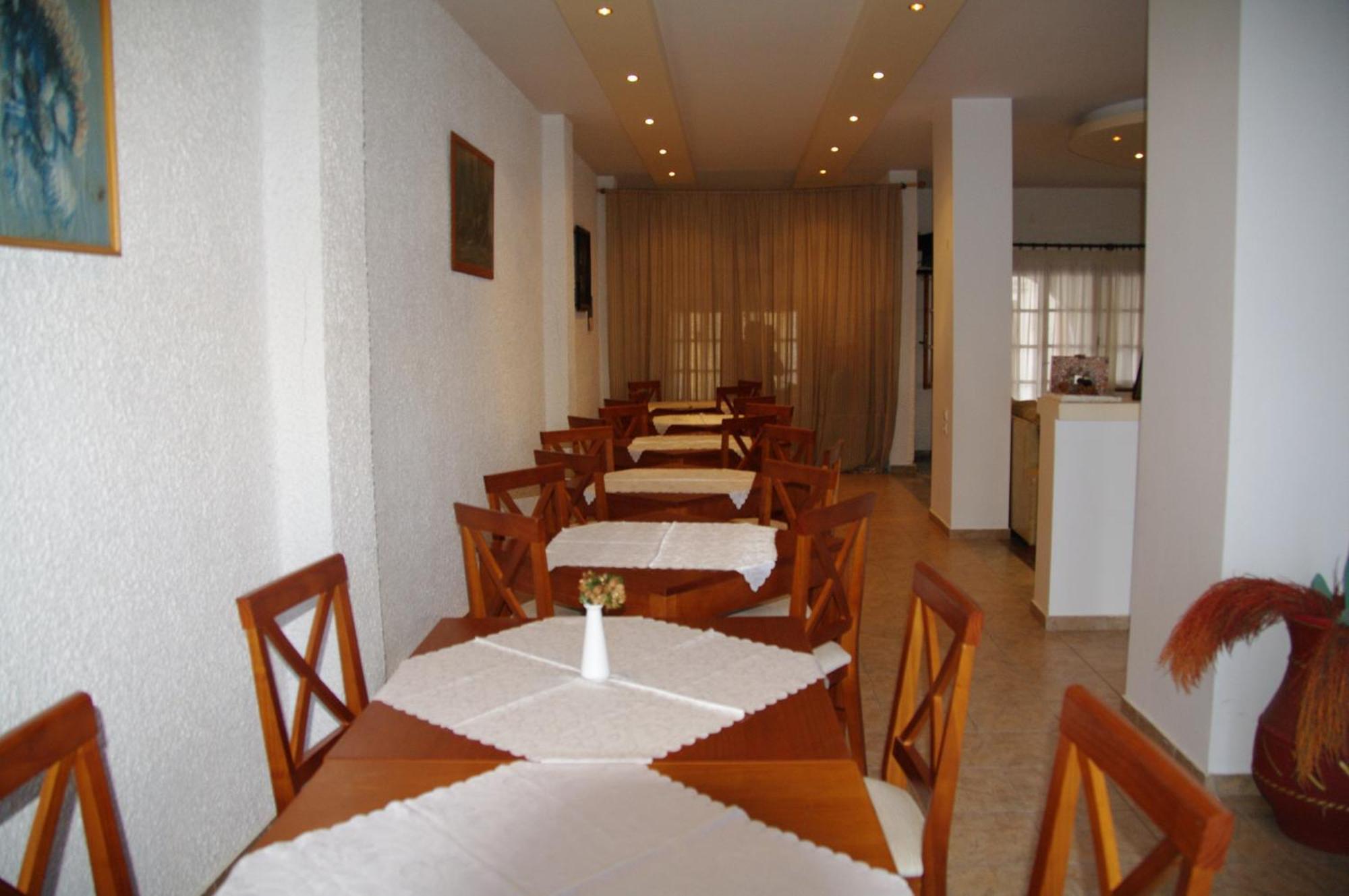 Hotel Marlton İskados Dış mekan fotoğraf